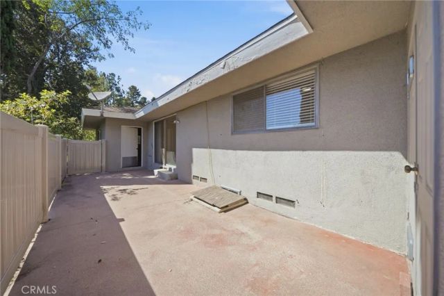 5154 Crown Avenue, La Canada Flintridge, CA 91011