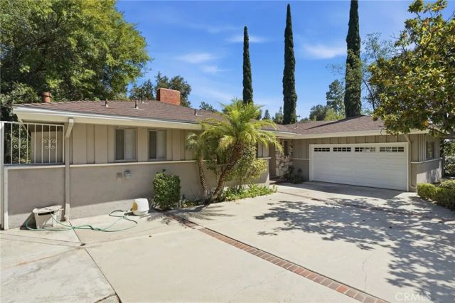 5154 Crown Avenue, La Canada Flintridge, CA 91011