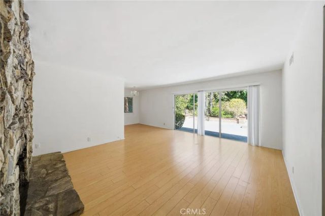 5154 Crown Avenue, La Canada Flintridge, CA 91011