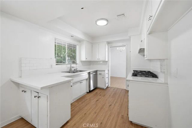 5154 Crown Avenue, La Canada Flintridge, CA 91011