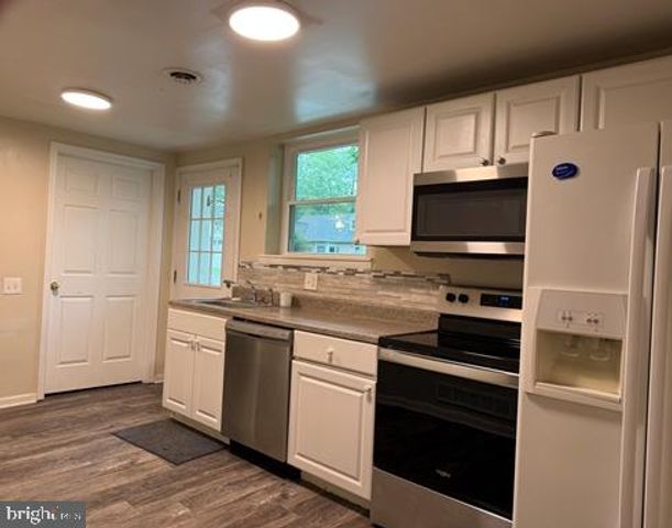 2605 NAAMANS RD, Wilmington, DE 19803