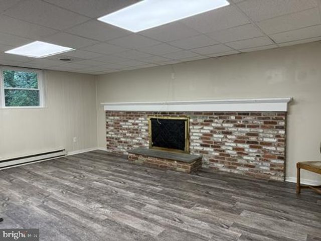 2605 NAAMANS RD, Wilmington, DE 19803