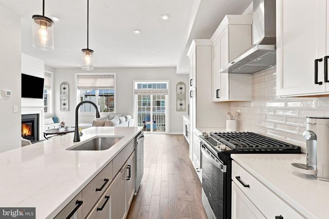 189 SMITHWORKS BLVD, Phoenixville, PA 19460