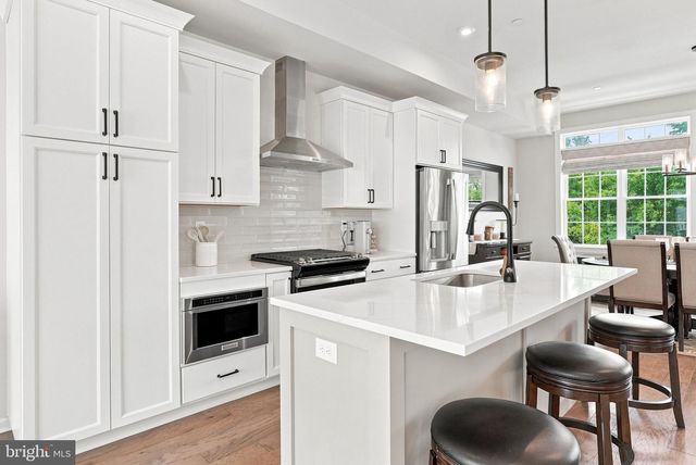 189 SMITHWORKS BLVD, Phoenixville, PA 19460