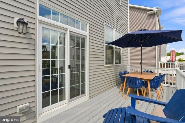 189 SMITHWORKS BLVD, Phoenixville, PA 19460