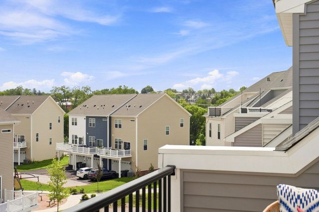 189 SMITHWORKS BLVD, Phoenixville, PA 19460