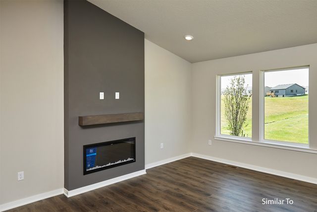 3014 Myron Street, Norwalk, IA 50211