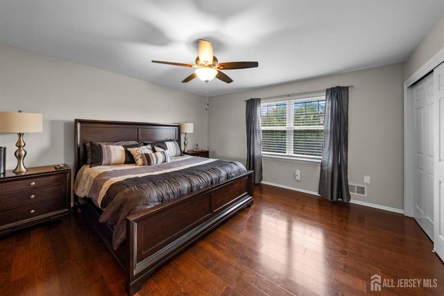 46 Parsler Place, Fords, NJ 08863