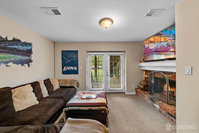 46 Parsler Place, Fords, NJ 08863