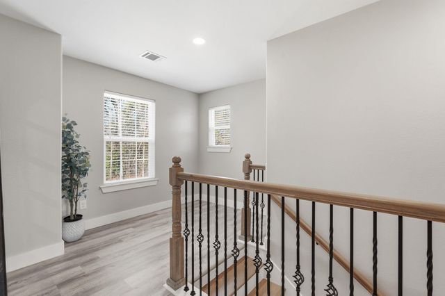 712 Old Magnolia Road, Conroe, TX 77304