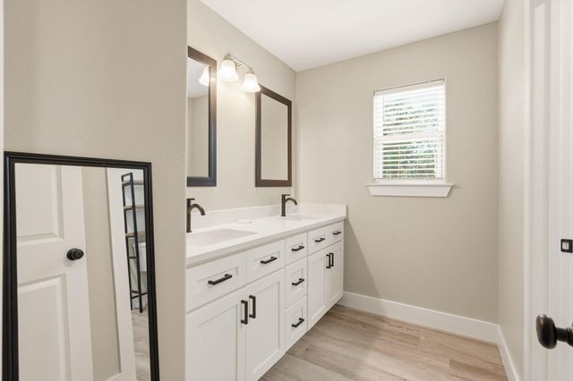 712 Old Magnolia Road, Conroe, TX 77304