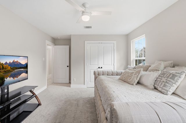 712 Old Magnolia Road, Conroe, TX 77304