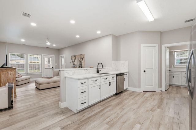 712 Old Magnolia Road, Conroe, TX 77304