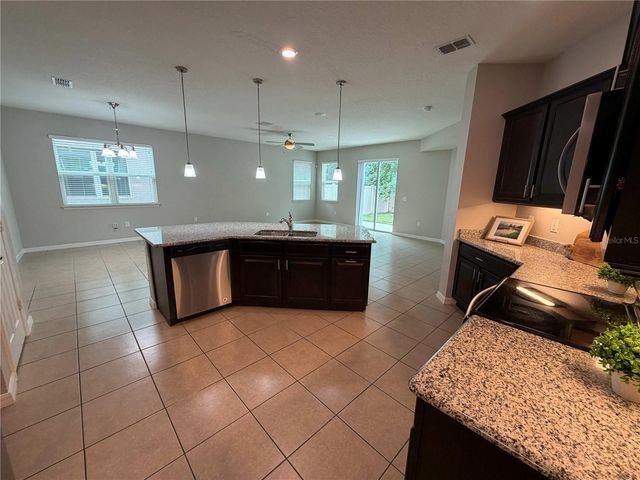 476 BOTTLEBRUSH LOOP, Sanford, FL 32771