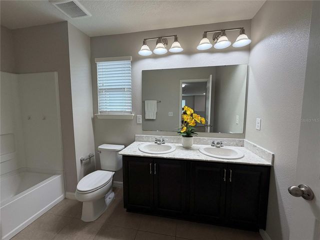 476 BOTTLEBRUSH LOOP, Sanford, FL 32771