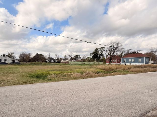 4015 Leffingwell Street, Houston, TX 77026