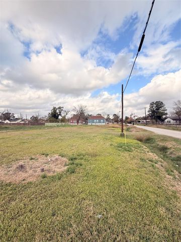 4015 Leffingwell Street, Houston, TX 77026