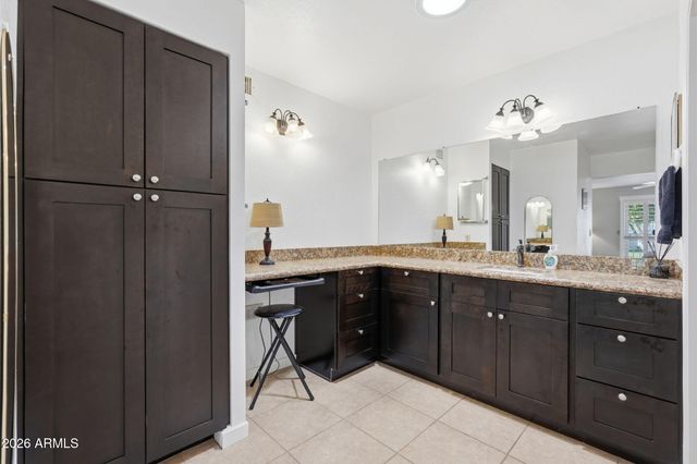 663 S SAGUARO Way, Mesa, AZ 85208