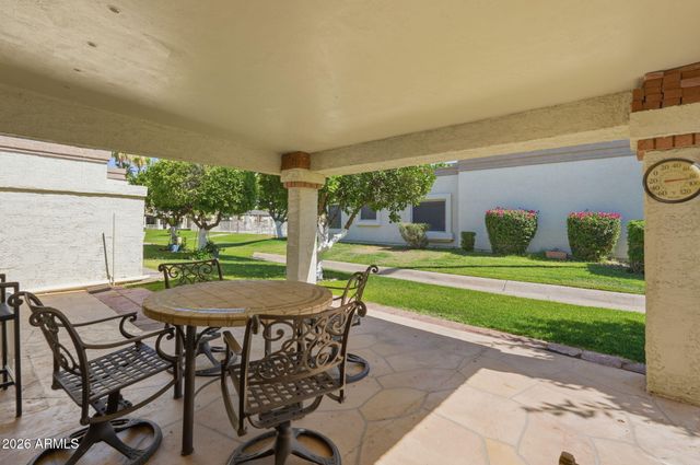 663 S SAGUARO Way, Mesa, AZ 85208