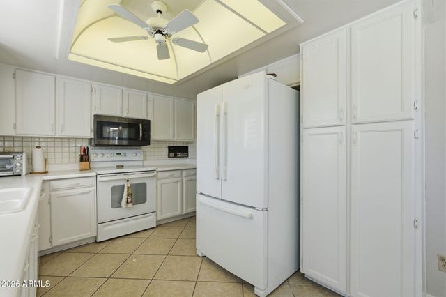 663 S SAGUARO Way, Mesa, AZ 85208