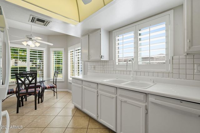 663 S SAGUARO Way, Mesa, AZ 85208