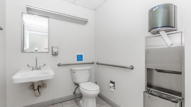 1508 E 53rd Street 210, Chicago, IL 60615