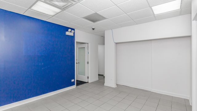 1508 E 53rd Street 210, Chicago, IL 60615