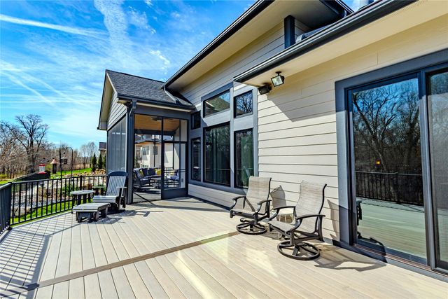 6713 Augustine Court, Johnston, IA 50131