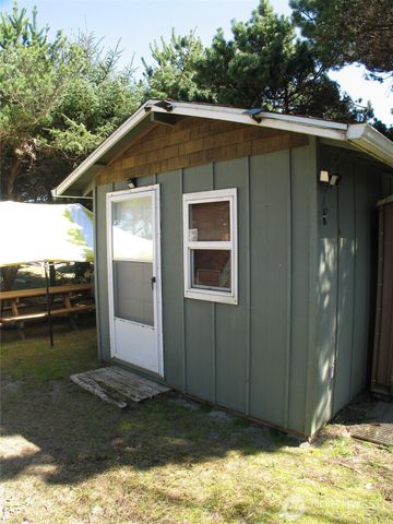 33117 H Place, Ocean Park, WA 98640