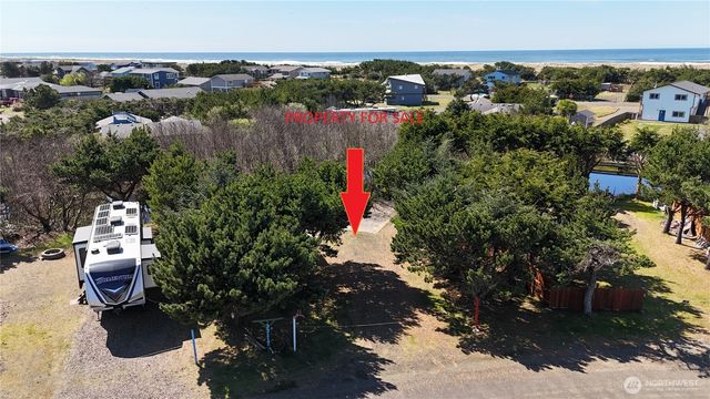 33117 H Place, Ocean Park, WA 98640