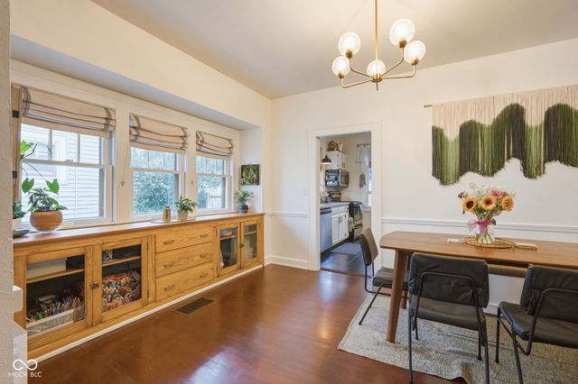 619 Kessler Boulevard East Drive, Indianapolis, IN 46220
