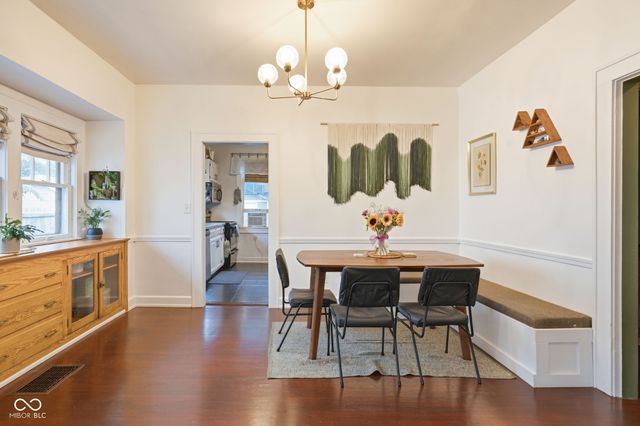 619 Kessler Boulevard East Drive, Indianapolis, IN 46220