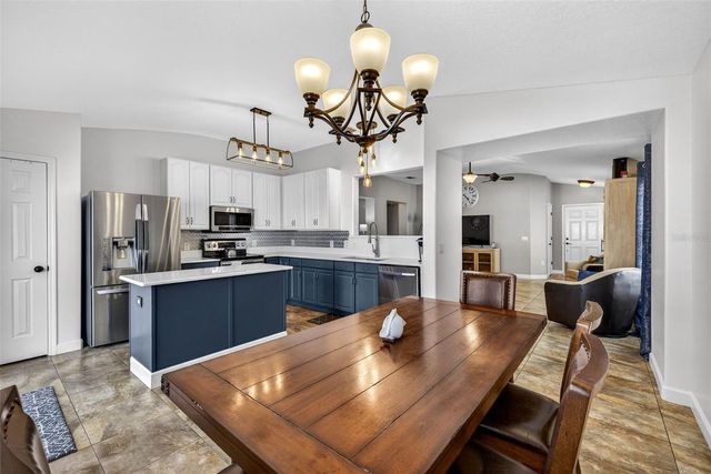 10404 BOYETTE CREEK BOULEVARD, Riverview, FL 33569