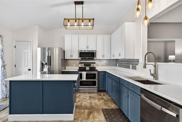 10404 BOYETTE CREEK BOULEVARD, Riverview, FL 33569