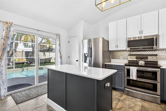 10404 BOYETTE CREEK BOULEVARD, Riverview, FL 33569