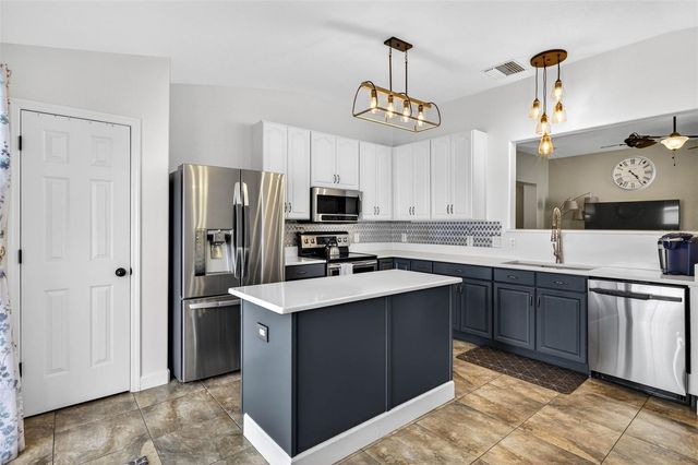 10404 BOYETTE CREEK BOULEVARD, Riverview, FL 33569