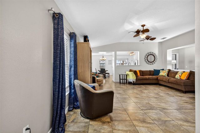 10404 BOYETTE CREEK BOULEVARD, Riverview, FL 33569