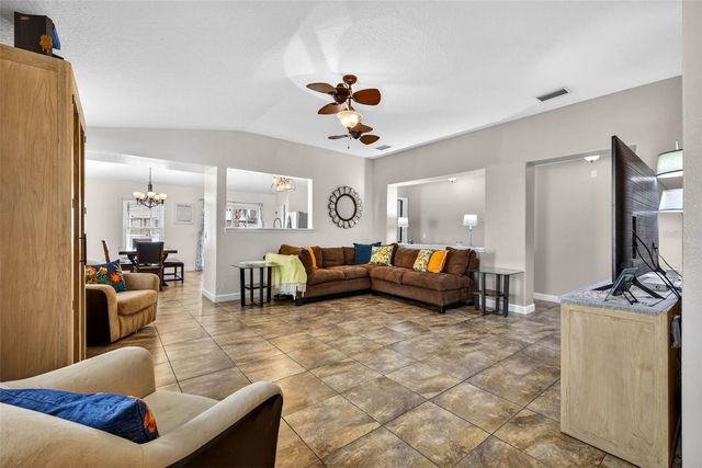 10404 BOYETTE CREEK BOULEVARD, Riverview, FL 33569