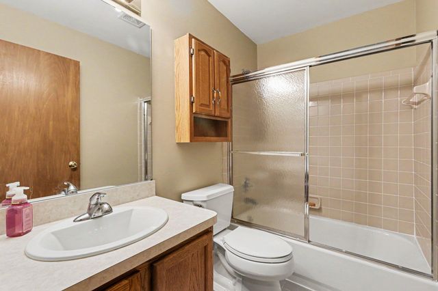 22280 Quail Run Circle 2, South Lyon City, MI 48178