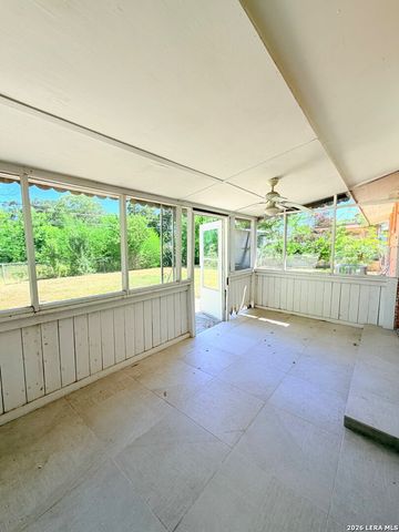 4503 Eisenhauer, San Antonio, TX 78218