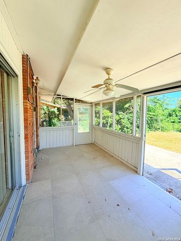 4503 Eisenhauer, San Antonio, TX 78218