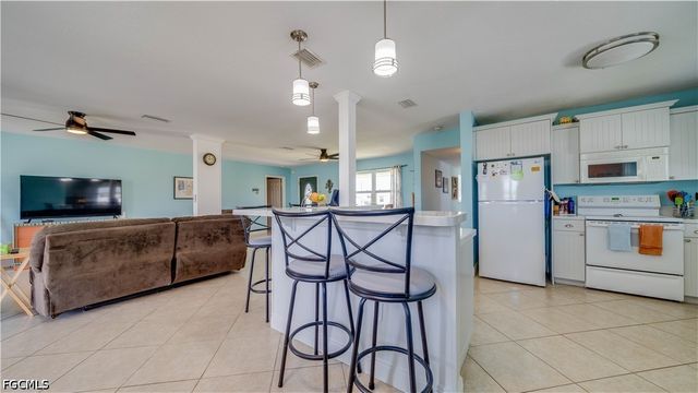 859 Conreid DR NE, Port Charlotte, FL 33952