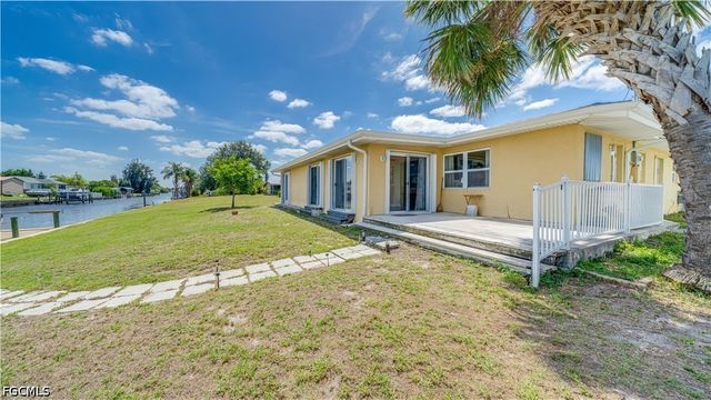 859 Conreid DR NE, Port Charlotte, FL 33952