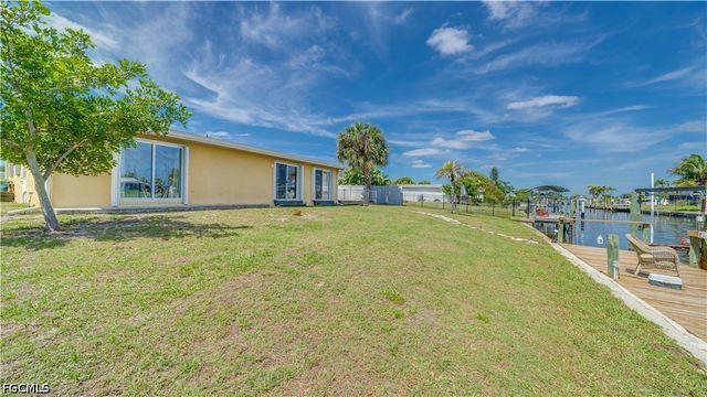 859 Conreid DR NE, Port Charlotte, FL 33952