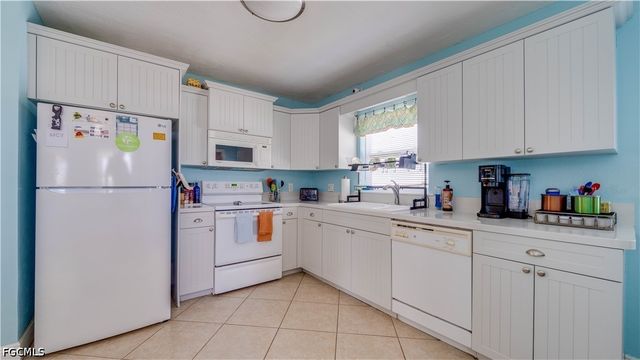 859 Conreid DR NE, Port Charlotte, FL 33952