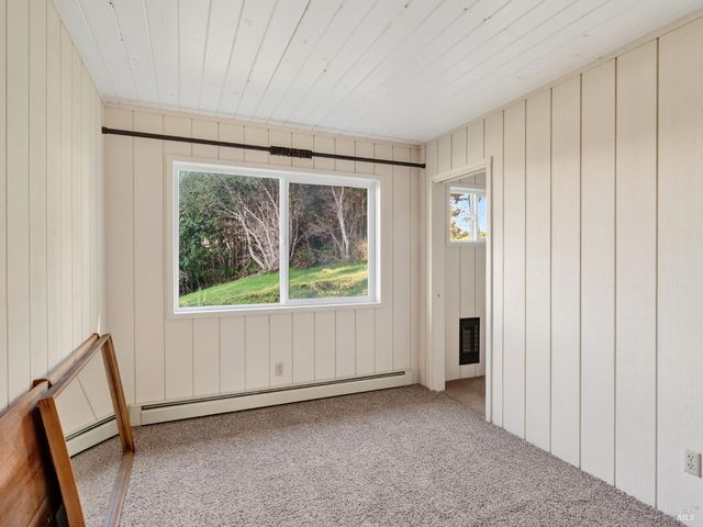 20 Redwood Ave, Inverness, CA 94937