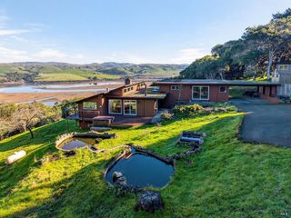 20 Redwood Ave, Inverness, CA 94937