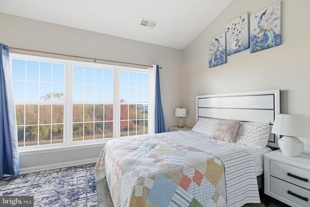 25065 RIDING CENTER DR, Chantilly, VA 20152