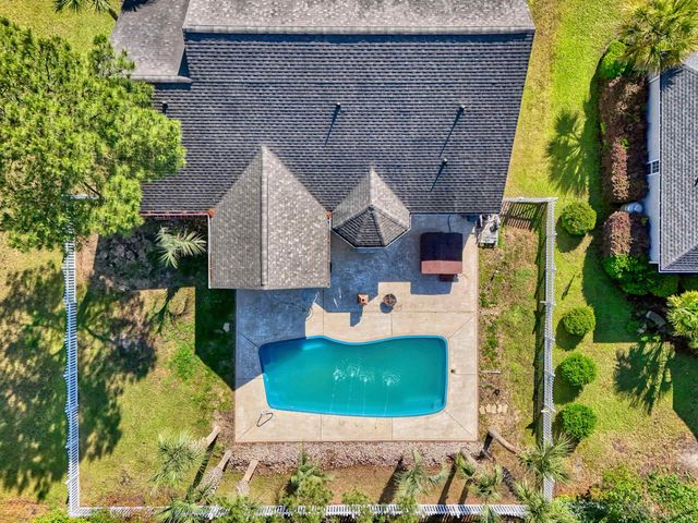 752 Lalton Dr., Conway, SC 29526