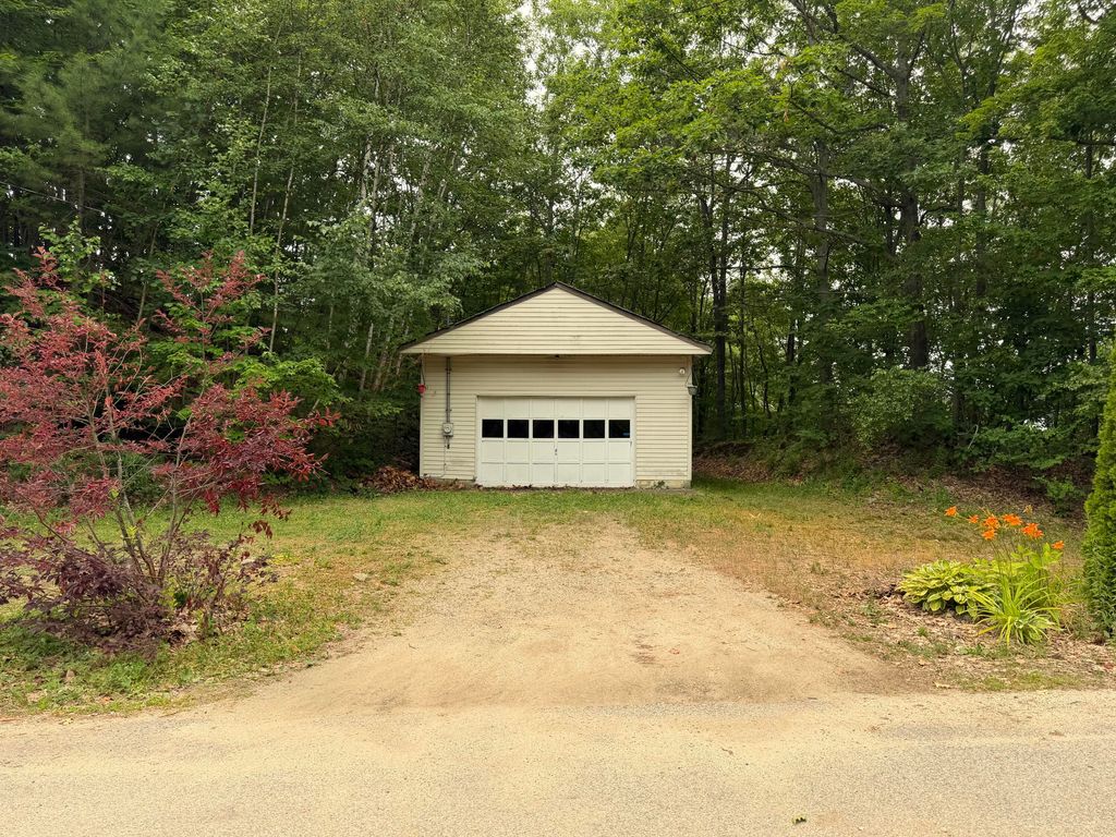 21 7th Street, Auburn, ME 04210 — photo 5